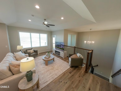 6201 Tyler Pkwy unit 246, Bismarck, ND 58503 - photo 4