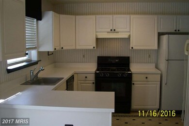 4941 Lockard Dr, Owings Mills, MD 21117 - photo 4