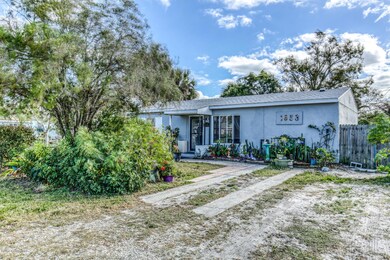 1053 Olive St Cocoa FL 32922-large-001-1