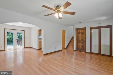 6327 Joslyn Place, Cheverly, MD 20785 - photo 7