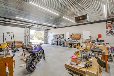 4813 Peachtree St, Granbury, TX 76048 - photo 5