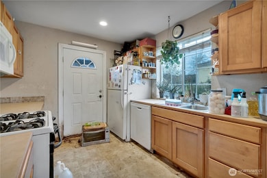 3505 E G St, Tacoma, WA 98404 - photo 7