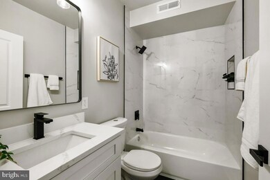 1622 17th St SE unit 2001, Washington, DC 20020 - photo 6