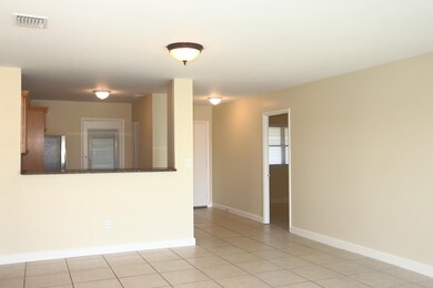 Dining Area & Kitchen