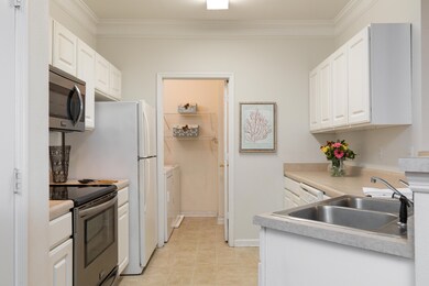 18-1503 Cambridge Lakes-MLS