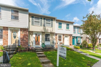 5914 Rowanberry Dr, Elkridge, MD 21075 - photo 2