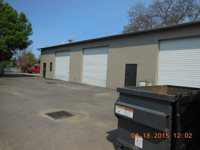 884 Gilman Rd, Medford, OR 97504 - photo 7