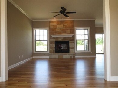 811 Ronny Ct, Crown Point, IN 46307 - photo 3