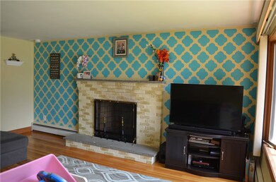 8 Jean Dr, Greenville, RI 02828 - photo 4