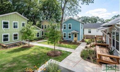 A cottage Court compound can be achieved on this u