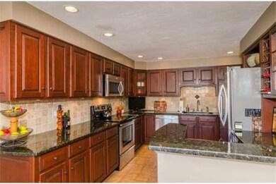 24 Lebeaux Dr, Shrewsbury, MA 01545 - photo 2