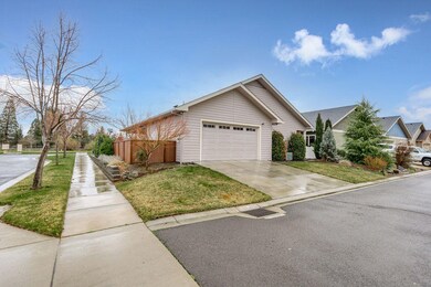 1141 Boulder Ridge St, Central Point, OR 97502 - photo 5