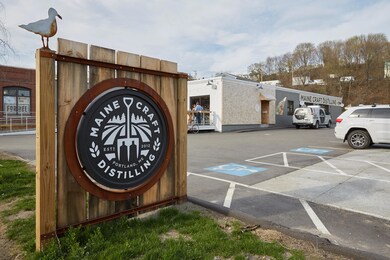 MaineCraftDistilling_Spring_WashingtonAv