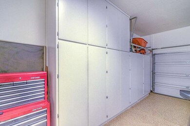 Attached Garage Cabinets & Epoxy Floors