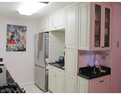 1216 Vfw Pkwy unit 42, West Roxbury, MA 02132 - photo 6