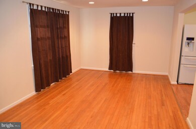 10806 Hobson St, Kensington, MD 20895 - photo 4