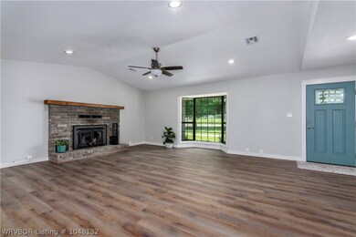 472530 E 1120 Rd, Muldrow, OK 74948 - photo 4