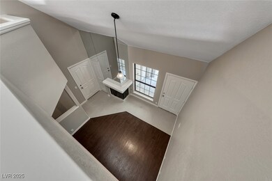 2605 S Durango Dr unit 202, Las Vegas, NV 89117 - photo 4