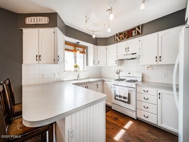 5_Kitchen_800x600_3584260