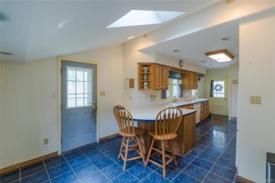 3771 Church View Rd, Emmaus, PA 18049 - photo 4