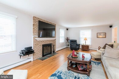 239 Ridgeway Rd, Catonsville, MD 21228 - photo 6