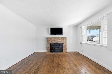 9728 Cross Rd, Perry Hall, MD 21128 - photo 6