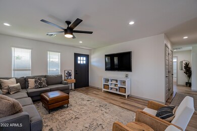 838 E Harmony Ave, Mesa, AZ 85204 - photo 4