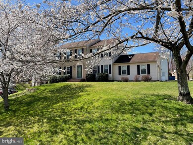 8811 Shadowlake Way, Springfield, VA 22153 - photo 5