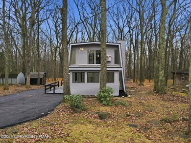 3217 Hamlet Dr, Coolbaugh Township, PA 18466 - photo 4