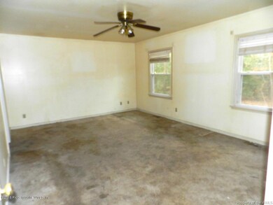 9017 Marmont Ln, Williamsburg, VA 23188 - photo 4