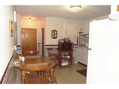 26 Yellowstone Ave, Warwick, RI 02888 - photo 2