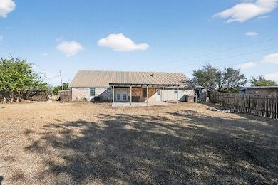 103 S High Dr, Kerrville, TX 78028 - photo 4