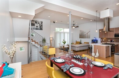 1914 Ridgewood St unit C, Houston, TX 77006 - photo 7