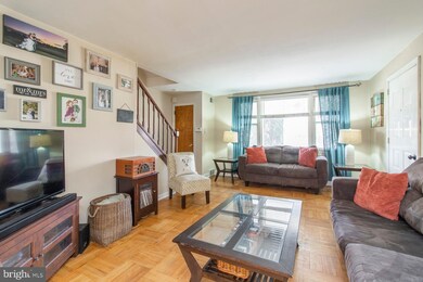 318 Lakeview Dr, Ridley Park, PA 19078 - photo 4