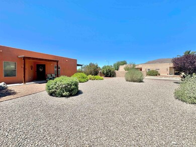 2508 Las Alturas Ct, Alamogordo, NM 88310 - photo 4