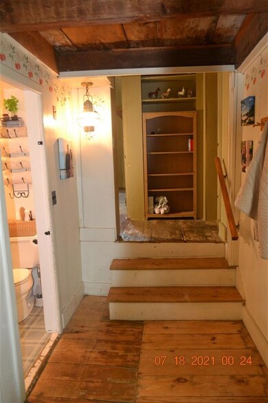 314 Hutchins Pond Rd, Effingham, NH 03882 - photo 6