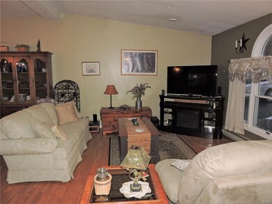 252 Butternut St, Eldred Township, PA 18058 - photo 7