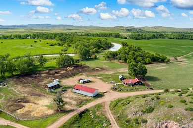 104 W 4th St, Ashland, MT 59003 - photo 3