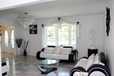 IMG_9214_Living Room