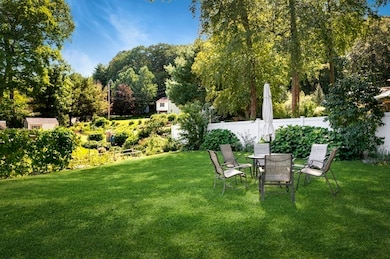 246 Totten Pond Rd, Waltham, MA 02451 - photo 4