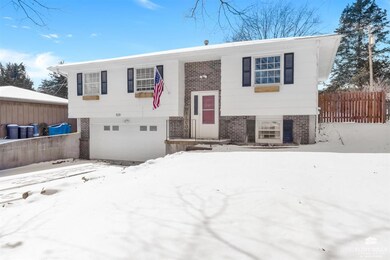 1519 Highland Dr, Manhattan, KS 66503 - photo 4