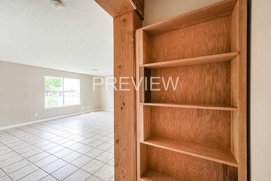 1205 Cambay Dr, Rosenberg, TX 77471 - photo 6