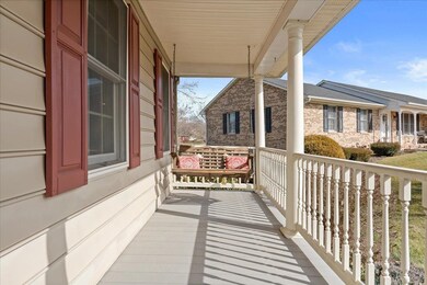 3346 Teak Cir, Harrisonburg, VA 22801 - photo 5