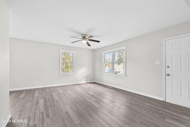 407 Henderson Dr, Jacksonville, NC 28540 - photo 7