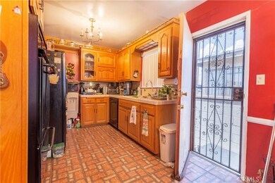 2109 W 156th St, Compton, CA 90220 - photo 5