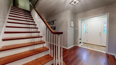 533 Elknud Ln, Johnstown, PA 15905 - photo 5