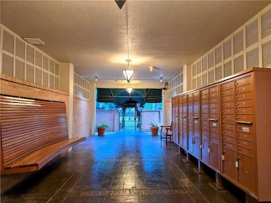 3915 St Charles Ave unit 704, New Orleans, LA 70115 - photo 3