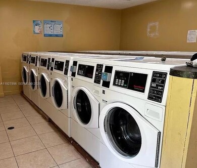 4431 Treehouse Ln unit H, Tamarac, FL 33319 - photo 5