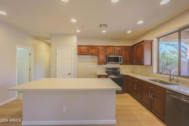 2450 W TURTLE HILL Drive