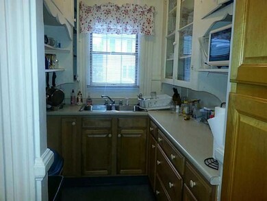 152 Holden St, Providence, RI 02908 - photo 7